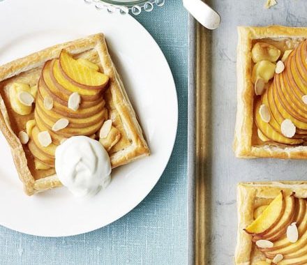 Peach & almond slices recipe