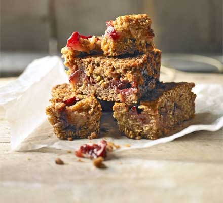 Sticky plum flapjack bars recipe 