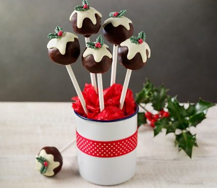 Christmas pudding cake pops recipe