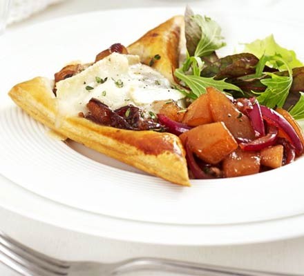 Melting goat’s cheese & chutney tarts recipe 