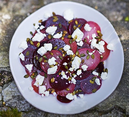 Beetroot, feta and pumpkin seed salad recipe 
