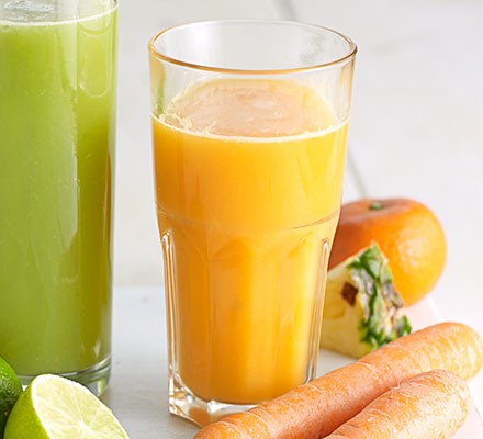 Carrot, clementine & pineapple juice recipe 