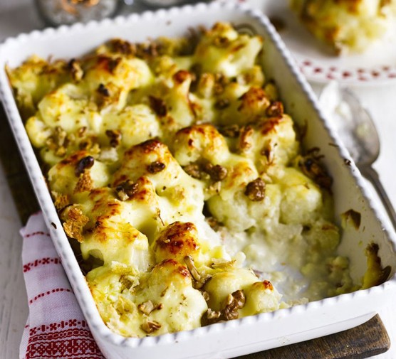 Cauliflower cheese with walnuts & crumbs recipe 