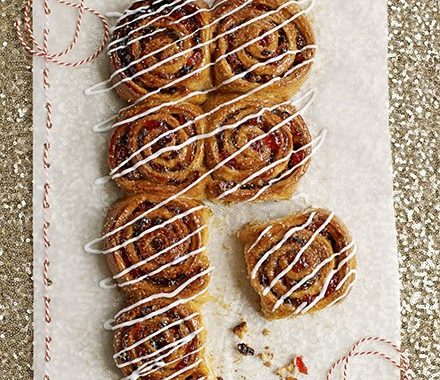Mincemeat Chelsea buns recipe