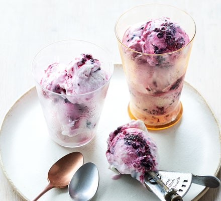 Frozen blackberry yogurt recipe 