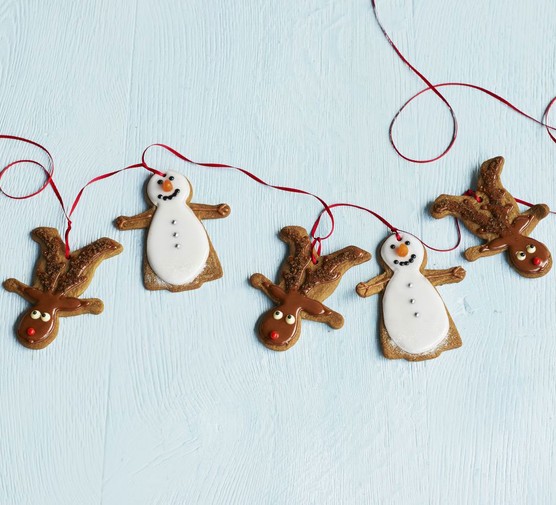Gingerbread bunting recipe 