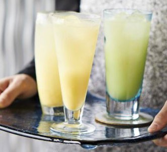 Christmas snowball cocktail recipe