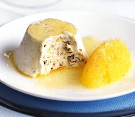 Gingercrunch & meringue bombes recipe