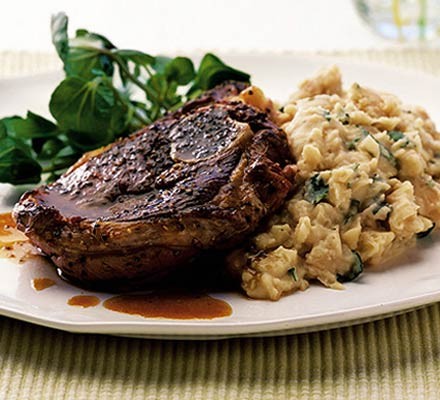 Peppered lamb & minty butter bean mash  recipe 
