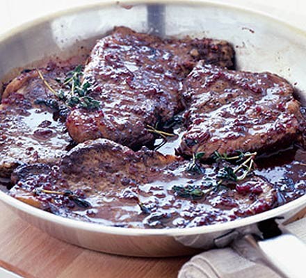 Steaks in red wine sauce recipe 