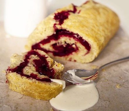 Steamed cranberry roly-poly recipe