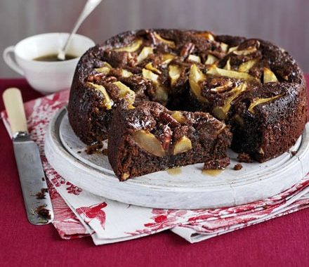 Sticky pear & ginger cake recipe