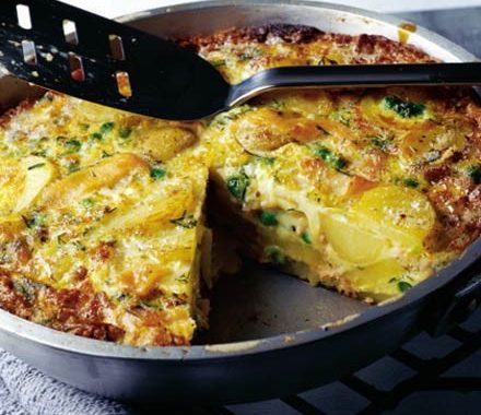 Smoked salmon & pea frittata recipe