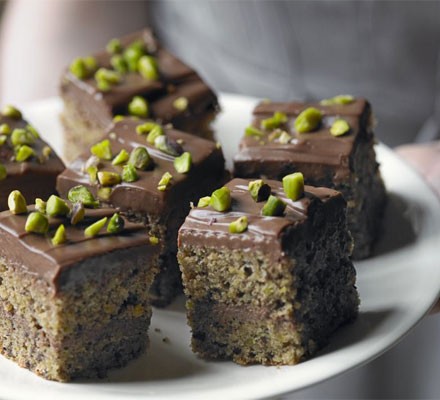 Pistachio & milk chocolate squares recipe 