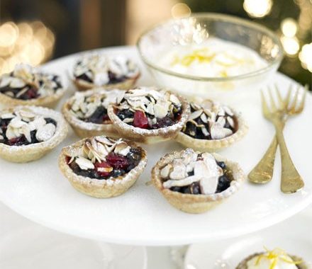Orange, cranberry & almond mince pies recipe