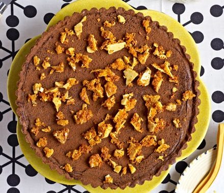 Salted honey fudge & chocolate tart recipe