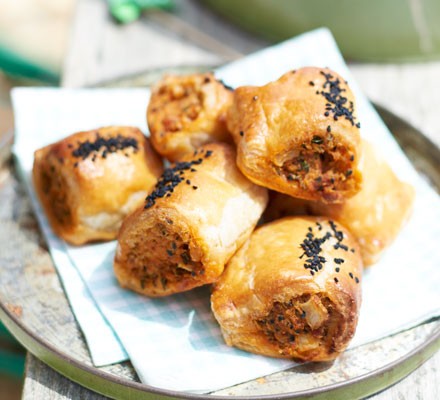 Spanish sausage rolls recipe 