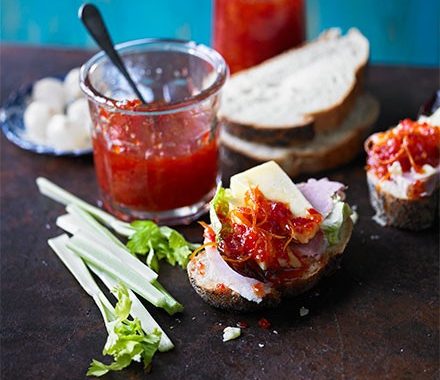 Blood orange & chilli marmalade recipe