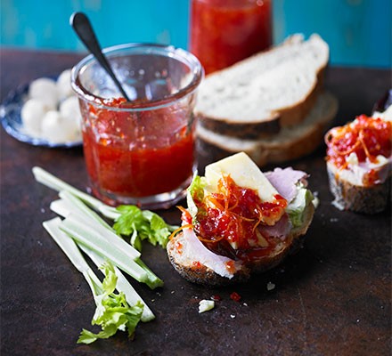 Blood orange & chilli marmalade recipe 