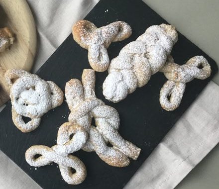 Spice & vanilla jumbles recipe