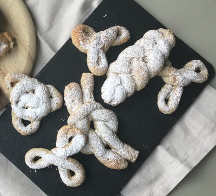 Spice & vanilla jumbles recipe 