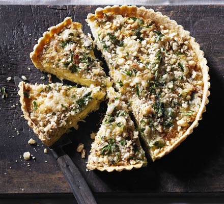 Leek & Caerphilly crumble tart recipe 