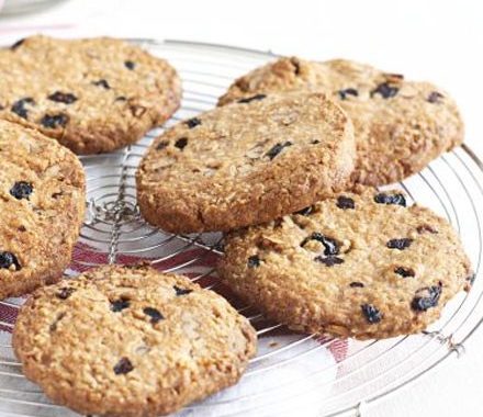 Blueberry & pecan oaties recipe