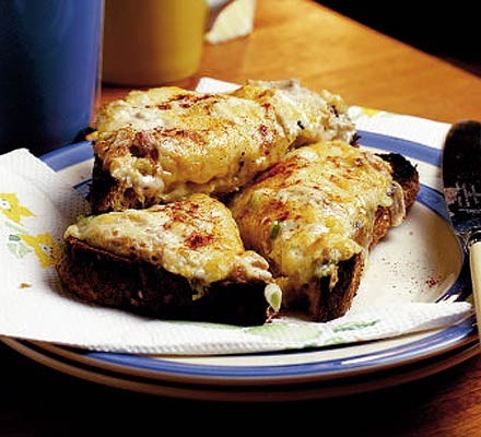 Cheesy tuna melts recipe 