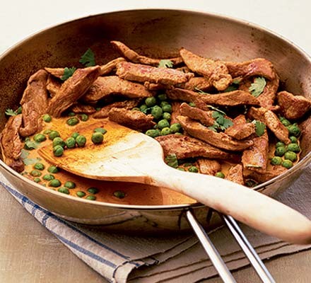 Quick pork with mild spices recipe 