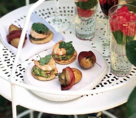 Prawn & guacamole blinis recipe