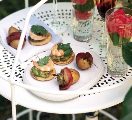 Prawn & guacamole blinis recipe 