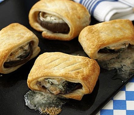 Cheese & thyme wrapped mushrooms recipe