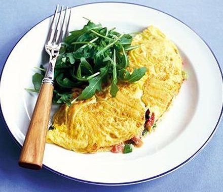 Melting tomato & basil omelette recipe