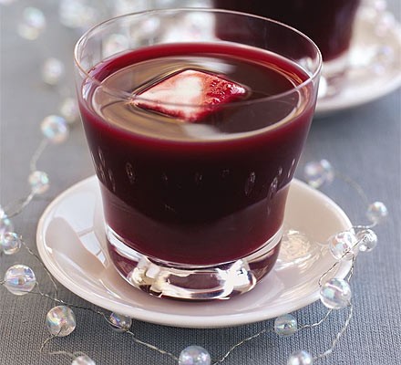 Beetroot shots with tarragon yogurt ice cubes recipe 