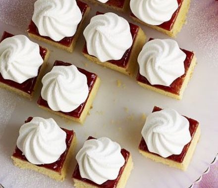 Queen of pudding cakes recipe