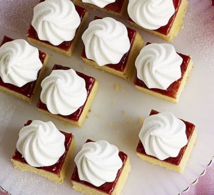 Queen of pudding cakes recipe 