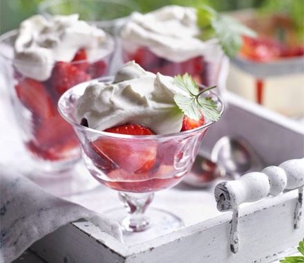 Rosé strawberry syllabub recipe