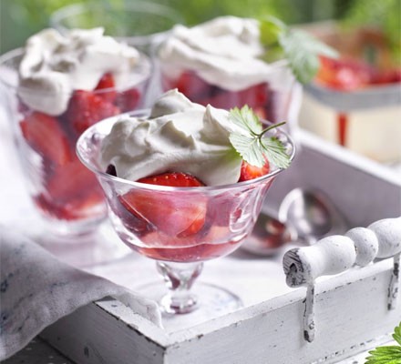 Rosé strawberry syllabub recipe 