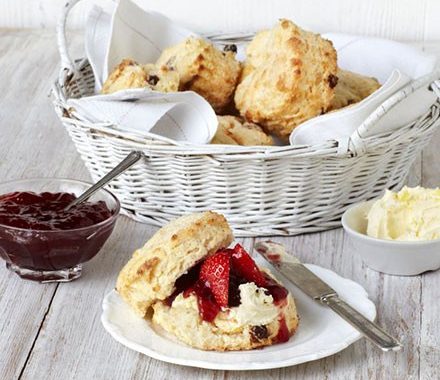 Buttermilk & sultana scones recipe