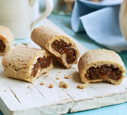 Sticky toffee fig rolls recipe 