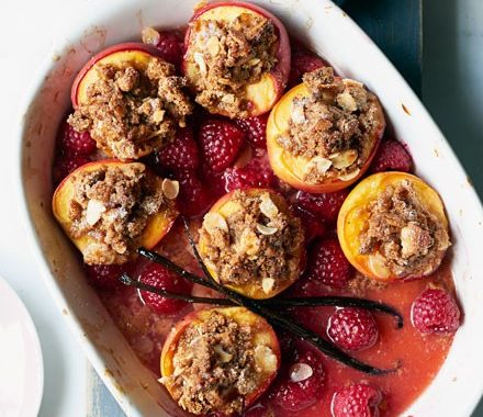Baked nectarines & raspberries with almonds & honey recipe