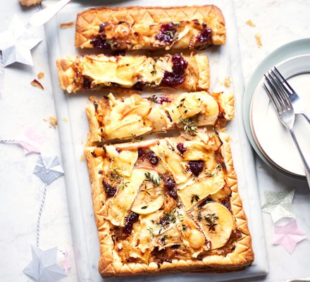 Brie, apple & onion tart recipe 