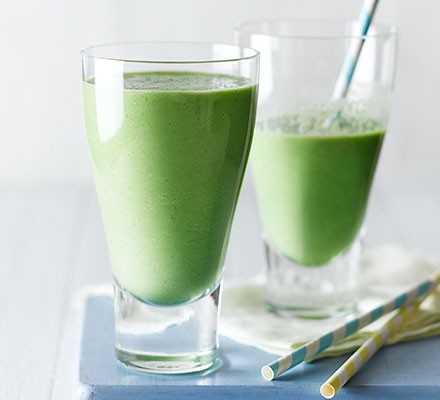 Green breakfast smoothie recipe 