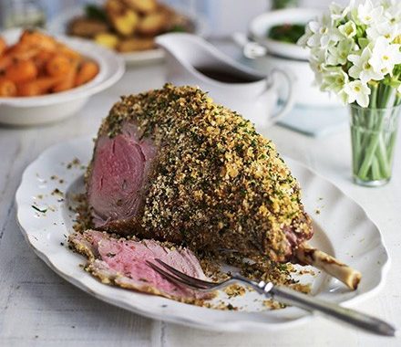 Herb-crusted leg of lamb with red wine gravy recipe