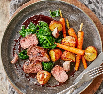Loin of lamb, wilted spinach, carrots & rosemary potatoes recipe 