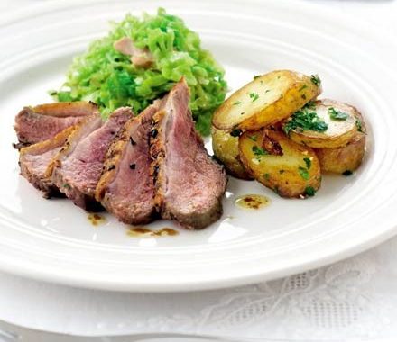 One-pan duck with Savoy cabbage recipe