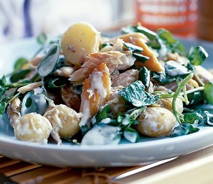 Warm new potato & smoked mackerel salad recipe