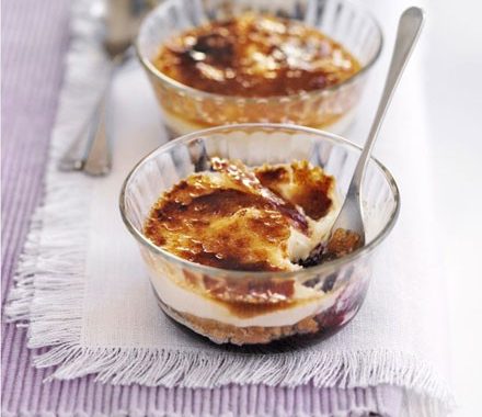 Blueberry cheesecake brûlée pots recipe