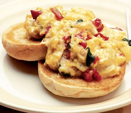 Scrambled egg muffin recipe