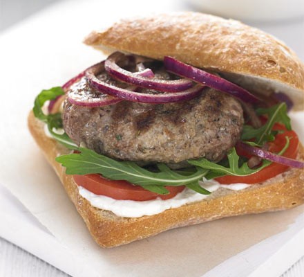 Rosemary & garlic lamb burgers recipe 